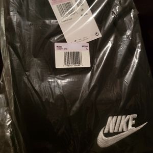 Nike Club Fleece Joggers (Black)